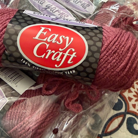 Easy Craft Dried Rose Yarn Bundle Lot of 12 Skeins - Picture 2 of 6